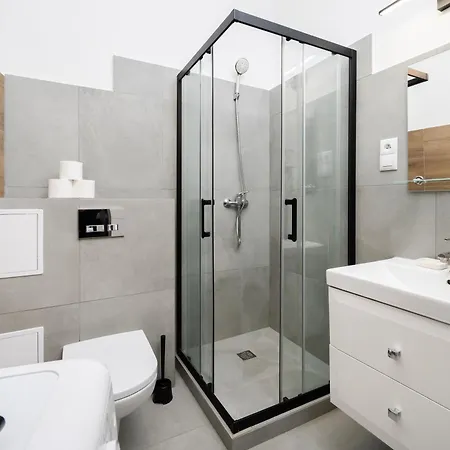 Apartment Piaseczna Homely By Bookinghost Lodz